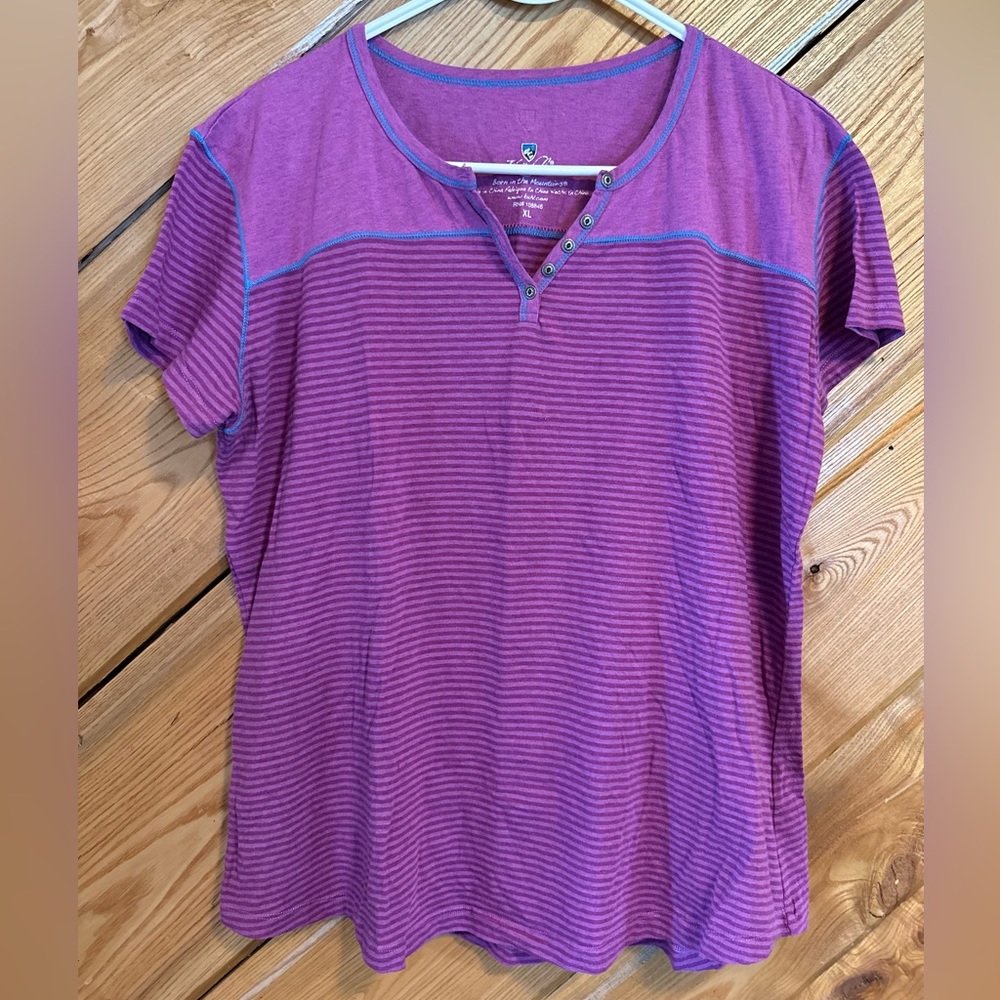 Kuhl women’s top size XL